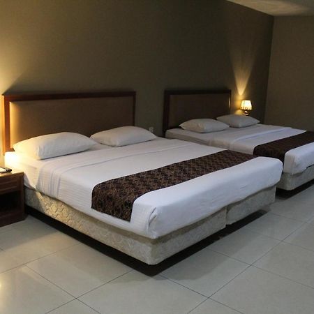 Hotel Palm Inn Butterworth Bagian luar foto